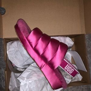 SOLD 💖UGG Puff Yeah! NWT 💖